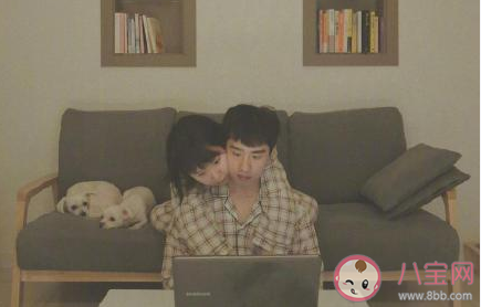 兩個人在一起久了會膩嗎 兩個人在一起久了什么感受