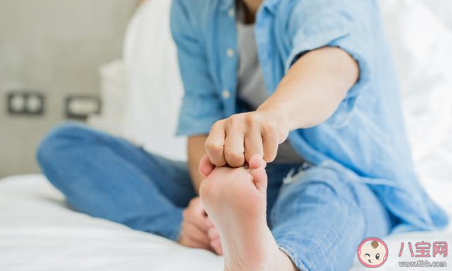 冬季為什么容易腳部冰涼 冬天手腳冰涼怎么運(yùn)動(dòng)保暖 冬季為什么容易腳部冰涼 冬天手腳冰涼怎么運(yùn)動(dòng)保暖