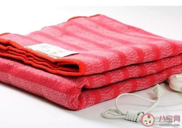 年輕人睡電熱毯有壞處嗎 年輕人睡電熱毯對身體有害嗎 年輕人睡電熱毯有壞處嗎 年輕人睡電熱毯對身體有害嗎