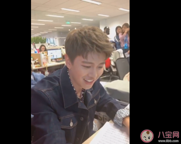 任嘉倫譚松韻互叫本名是怎么回事 譚松韻的本名叫什么