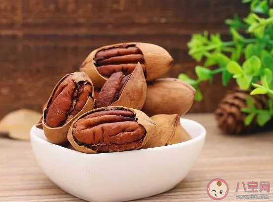 吃碧根果要注意什么 哪些人不能吃碧根果 吃碧根果要注意什么 哪些人不能吃碧根果