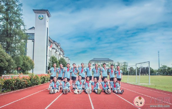 孩子小學畢業(yè)家長心情說說 表達孩子小學畢業(yè)感言說說文案