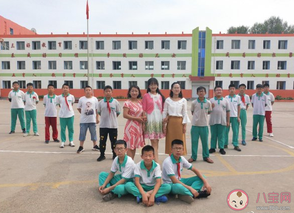 女兒小學畢業了朋友圈說說 女兒小學畢業微信感言句子