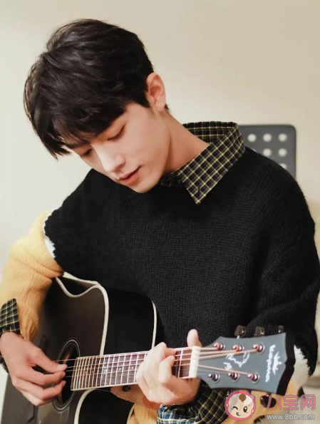 肖戰白色楓葉毛衣是什么牌子的 肖戰portsv同款毛衣多少錢 肖戰白色楓葉毛衣是什么牌子的 肖戰portsv同款毛衣多少錢