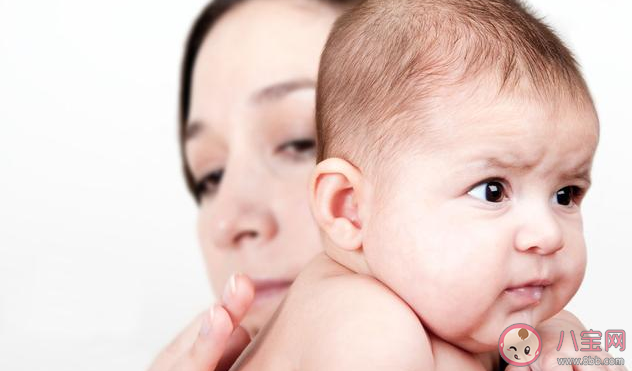 寶寶總打嗝是怎么回事 寶寶打嗝怎么緩解止嗝