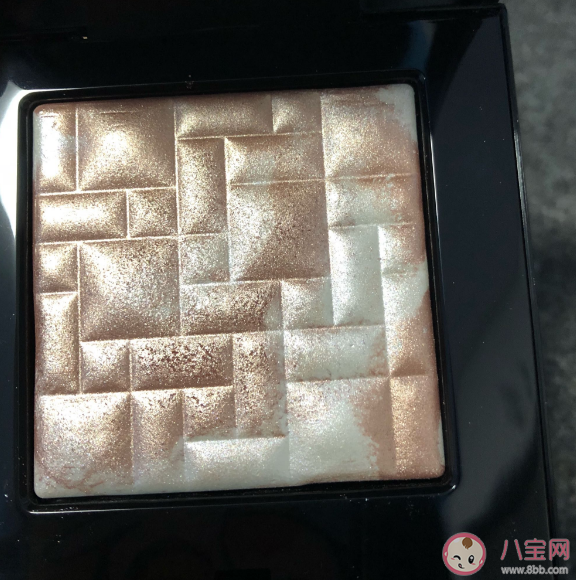 芭比波朗pink glow高光怎么樣 芭比波朗pink glow高光試用測評