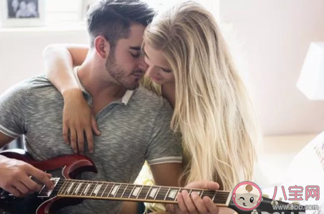 如何追一個(gè)對(duì)你沒(méi)感覺(jué)的人  如何追不喜歡自己的人