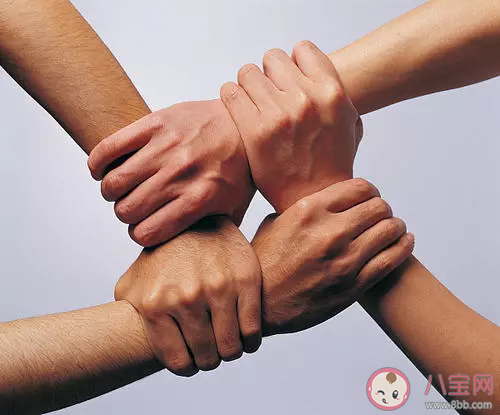 最近去過武漢怎么知道自己有沒有感染新型冠狀病毒 武漢本地人應該做好哪些準備 最近去過武漢怎么知道自己有沒有感染新型冠狀病毒 武漢本地人應該做好哪些準備