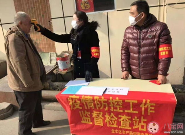 抗擊疫情的感受作文800字 2020疫情面前的我們主題作文