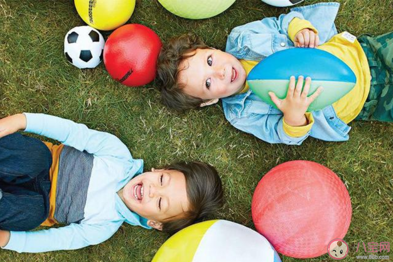 孩子長(zhǎng)時(shí)間呆在家里不運(yùn)動(dòng)好嗎 孩子長(zhǎng)時(shí)間不運(yùn)動(dòng)的壞處