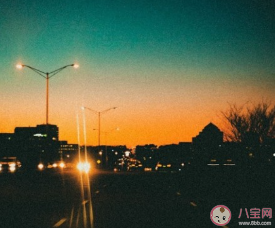 2020適合發朋友圈的經典震撼的說說 2020讀到感到震撼人心的句子大全 2020適合發朋友圈的經典震撼的說說 2020讀到感到震撼人心的句子大全