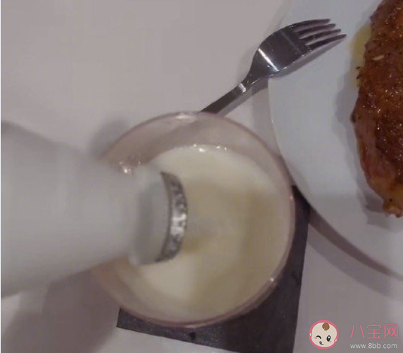 王源用火鍋底料煮泡面是怎么回事 王源用火鍋底料煮泡面什么梗 王源用火鍋底料煮泡面是怎么回事 王源用火鍋底料煮泡面什么梗