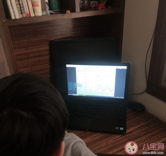 在家上課心情句子 記錄在家上課的說說朋友圈