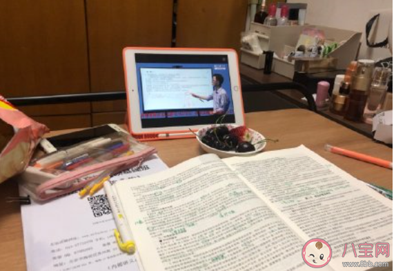 在家想要學習的我的感受句子 在家里學習的狀態心情感言