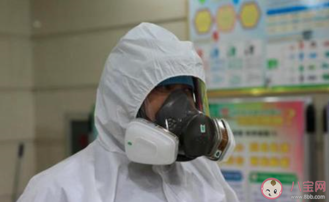 高二學生致敬疫情逆行者的優(yōu)秀作文 2020高二學生寫給疫情逆行者的文章大全