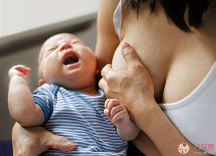 哺乳期漏奶正常嗎 哺乳期為什么會漏奶 哺乳期漏奶正常嗎 哺乳期為什么會漏奶