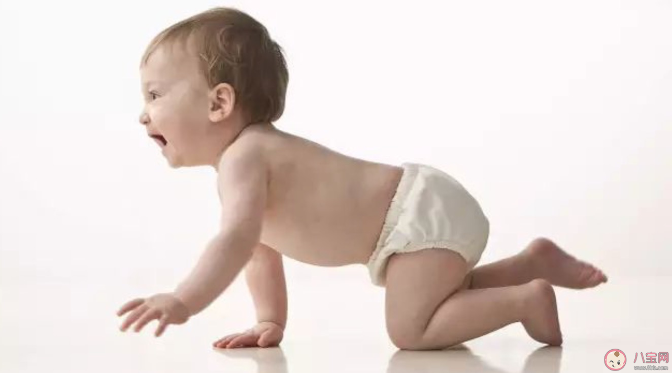 寶寶總愛吐唾沫怎么回事 寶寶吐唾沫是不是肺炎