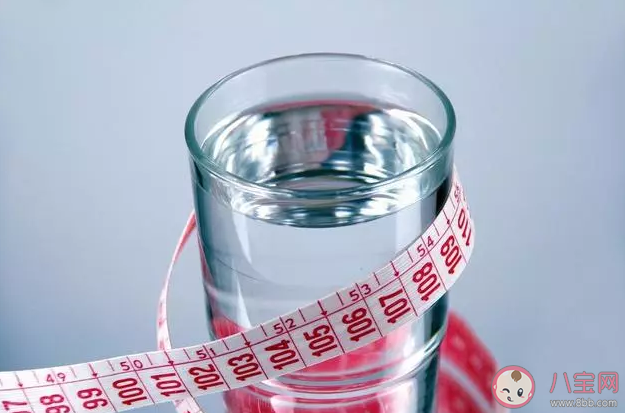 喝水能減肥嗎 多喝水減肥有用嗎