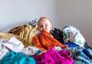 連體衣適合多大寶寶穿 新生兒穿連體衣的4個(gè)好處