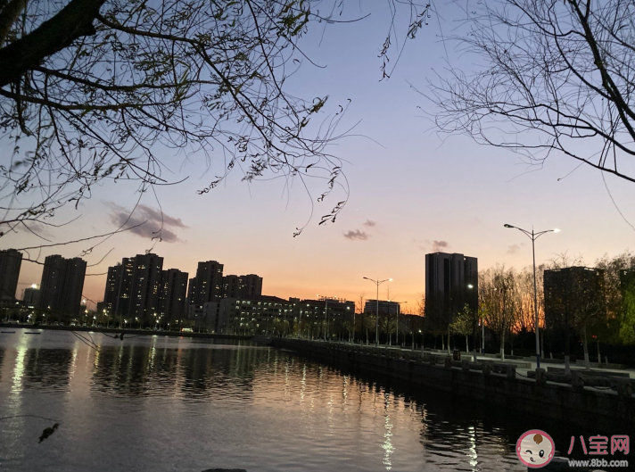 靜靜聽歌說說心情句子 靜靜聽歌說說感慨