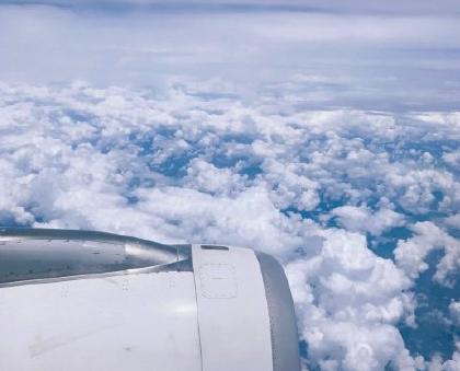 飛機(jī)上拍的最美照片朋友圈 坐飛機(jī)朋友圈說說帶圖片