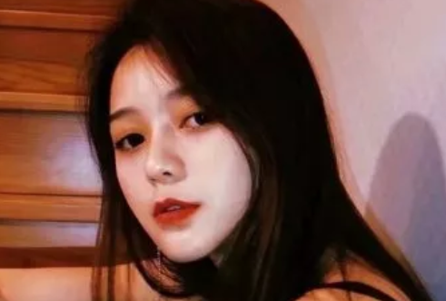 給暗戀男生的微信備注是什么 微信備注blue什么意思