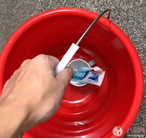 提桶跑路是什么意思 提桶跑路梗的出處是什么