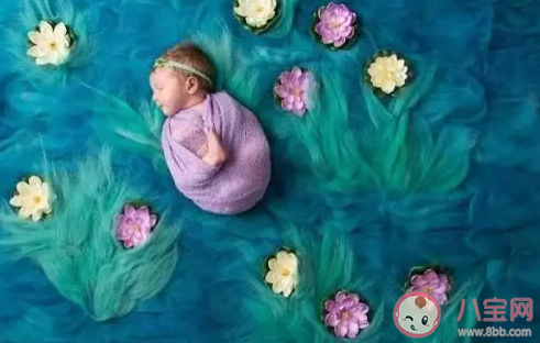 剪臍帶時(shí)寶寶會(huì)疼嗎  剪臍帶寶寶為什么會(huì)大哭