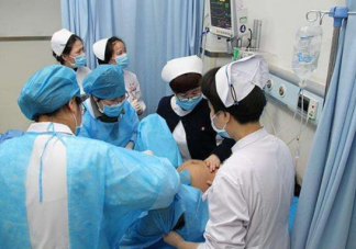 孕媽媽生產(chǎn)是助產(chǎn)士接生嗎  孕婦生產(chǎn)什么情況是醫(yī)生接生