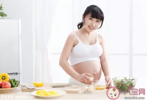 為什么有些孕婦平躺不舒服  孕婦靠左側睡覺會不舒服怎么回事