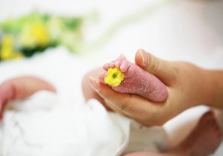 特殊時(shí)期產(chǎn)婦可以在家生孩子嗎 產(chǎn)婦生孩子來(lái)不及到醫(yī)院怎么辦