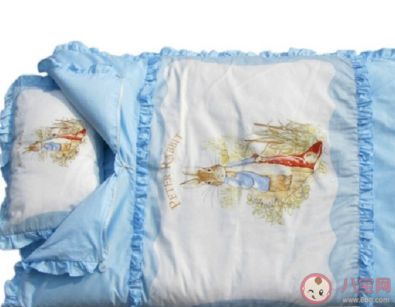 寶寶幾歲可以用睡袋 給寶寶用睡袋要注意些什么