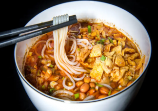 孕婦吃螺螄粉會導(dǎo)致流產(chǎn)嗎  孕婦能偶爾吃一次螺螄粉嗎