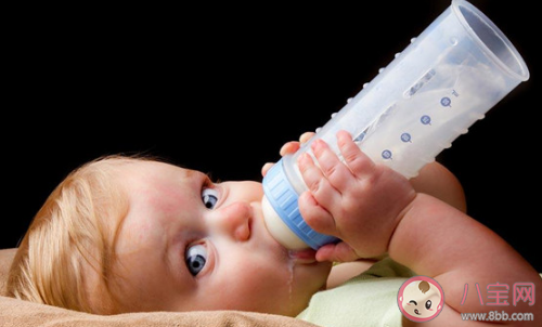 3個(gè)月寶寶不喝奶瓶有什么好辦法嗎 怎樣才能使寶寶用奶瓶喝奶 3個(gè)月寶寶不喝奶瓶有什么好辦法嗎 怎樣才能使寶寶用奶瓶喝奶