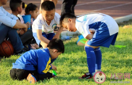 如何讓孩子學(xué)會(huì)和朋友相處 在孩子交朋友的時(shí)候要注意什么 如何讓孩子學(xué)會(huì)和朋友相處 在孩子交朋友的時(shí)候要注意什么