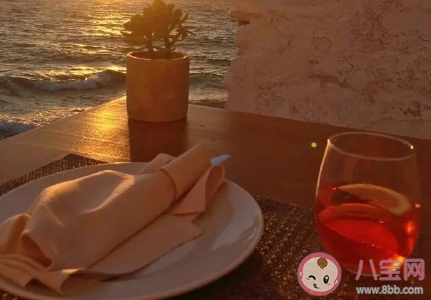 淚失禁體質(zhì)是怎樣的體驗 淚失禁體質(zhì)是什么引起的