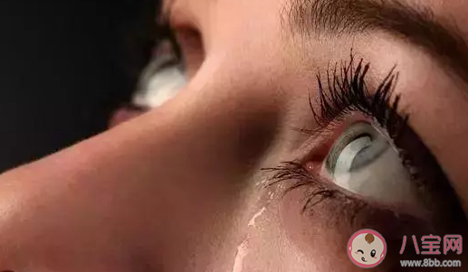 淚失禁體質是天生的嗎 淚失禁體質是抑郁癥嗎 淚失禁體質是天生的嗎 淚失禁體質是抑郁癥嗎