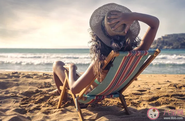 2020夏天曬太陽有什么講究 夏天曬太陽的方法 2020夏天曬太陽有什么講究 夏天曬太陽的方法