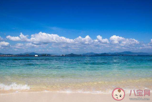 來吧展示心在跳愛在燒藍色海黑色河是什么歌 《藍色海黑色河》完整版歌詞在線試聽 來吧展示心在跳愛在燒藍色海黑色河是什么歌 《藍色海黑色河》完整版歌詞在線試聽