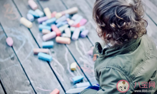 熊孩子高空拋物怎么教育 孩子愛高空拋物怎么辦 熊孩子高空拋物怎么教育 孩子愛高空拋物怎么辦