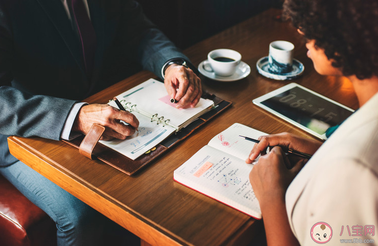 坐多久才算久坐 辦公室久坐人員傷身怎么緩解不適 坐多久才算久坐 辦公室久坐人員傷身怎么緩解不適