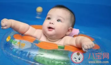 孩子夏天游泳后為什么會發燒 游泳后發燒了怎么辦 孩子夏天游泳后為什么會發燒 游泳后發燒了怎么辦