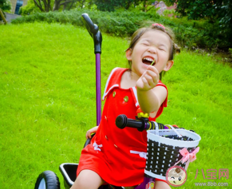 孩子總是亂丟自己的玩具不愛惜怎么辦 如何讓孩子學會愛惜身邊的東西