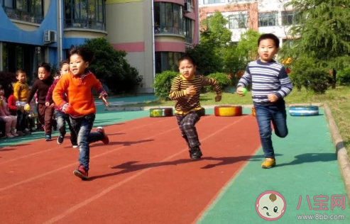 夏天孩子不愛運(yùn)動(dòng)怎么辦 孩子夏天做什么運(yùn)動(dòng)好