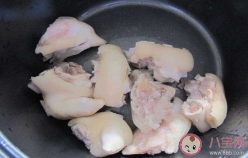 花生豬腳湯孕婦喝的做法 孕婦喝花生豬腳湯的好處 花生豬腳湯孕婦喝的做法 孕婦喝花生豬腳湯的好處