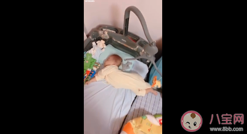 寶寶的睡姿可以有多奇葩 寶寶高難度奇葩睡姿合集 