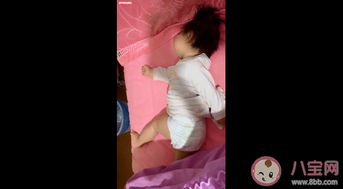 寶寶的睡姿可以有多奇葩 寶寶高難度奇葩睡姿合集 