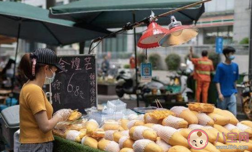 擺地?cái)傎u什么容易賺錢 地?cái)傇谀睦飻[人最多掙錢快 擺地?cái)傎u什么容易賺錢 地?cái)傇谀睦飻[人最多掙錢快