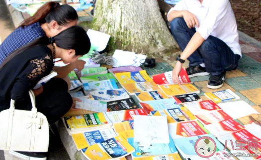 擺地攤賣什么最賺錢而且很受歡迎 2020擺地攤的小技巧