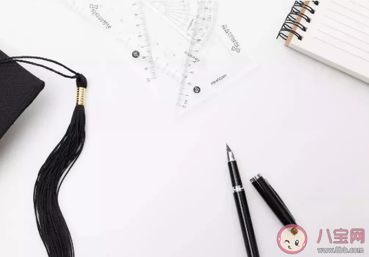 第二學(xué)士學(xué)位和雙學(xué)位有什么區(qū)別 第二學(xué)士學(xué)位和雙學(xué)位哪個(gè)更有用